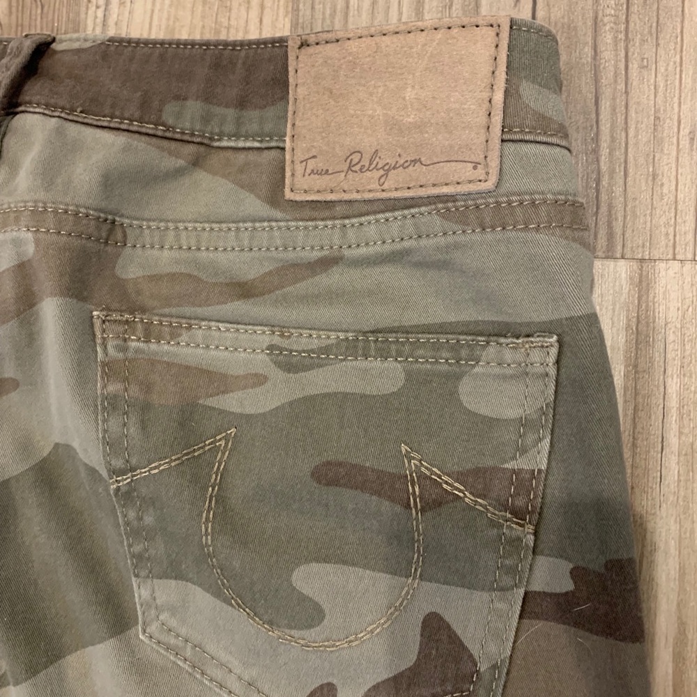 True religion camouflage skinny mid rise